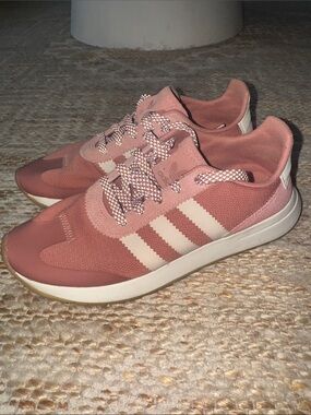 adidas Women’s Dusty Pink and Cream Retro Runner Sneakers
